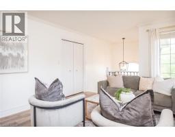 12 KINGSLEY Road - 10