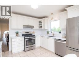 12 KINGSLEY Road - 17
