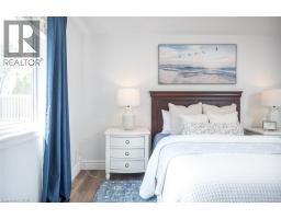 12 KINGSLEY Road - 25