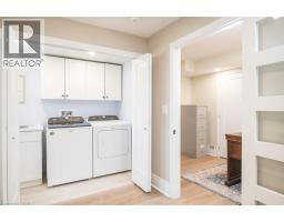 12 KINGSLEY Road - 32