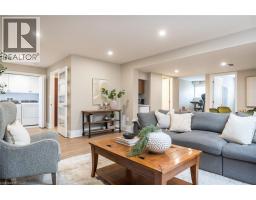 12 KINGSLEY Road - 36