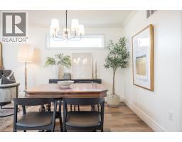 12 KINGSLEY Road - 9
