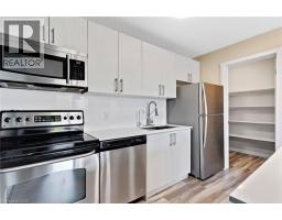 11 EAGLE Hill - 11