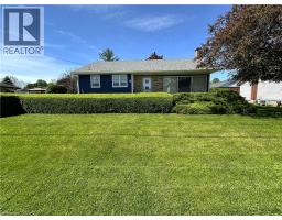 10 CHARLTON Crescent - 2