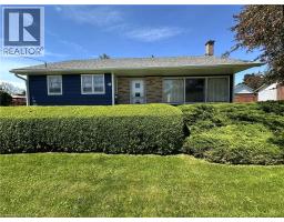 10 CHARLTON Crescent - 4