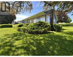 10 CHARLTON Crescent - 6