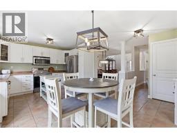 84 DUNCAIRN Crescent - 16
