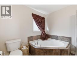 84 DUNCAIRN Crescent - 34