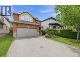 84 DUNCAIRN Crescent - 4