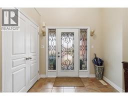 84 DUNCAIRN Crescent - 7