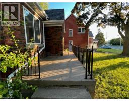 115 HIGHLAND RD W Road - 8