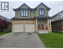 32 ASHBERRY Place - 1