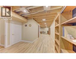 10 GREENFIELD Place - 38