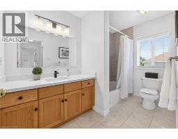 72 BEARDMORE Crescent - 32