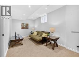 72 BEARDMORE Crescent - 34