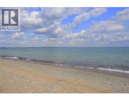 1060 BEACH Boulevard - 36