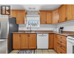 31 LARCHWOOD Drive - 20