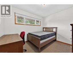 31 LARCHWOOD Drive - 27