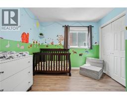 7 REMBRANDT Drive - 15