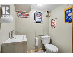 7 REMBRANDT Drive - 30