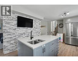 7 REMBRANDT Drive - 9