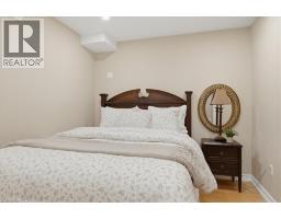 151 DECARO Crescent - 38