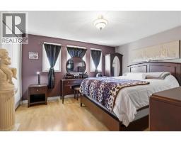 20 RIDGEWAY Crescent - 19