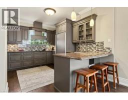377 HESS Street S - 12
