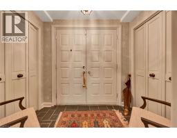 61 HUNTLEY Crescent - 7