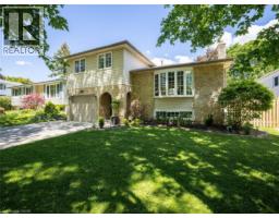 1259 RICHARDS Crescent - 1