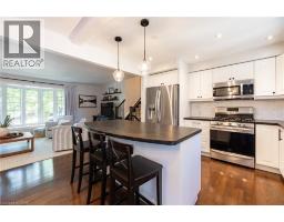 1259 RICHARDS Crescent - 11