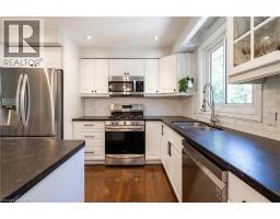 1259 RICHARDS Crescent - 12