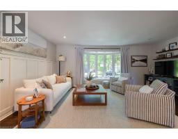 1259 RICHARDS Crescent - 6