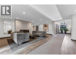 185 ROBINSON Street UnitNo. 203 - 2
