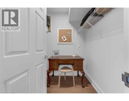 185 ROBINSON Street UnitNo. 203 - 21