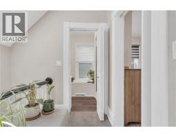 577 GEORGE Street - 22
