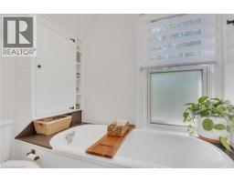 577 GEORGE Street - 25