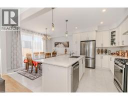 53 MACKAY Drive - 17