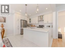 53 MACKAY Drive - 18