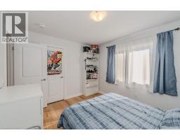 53 MACKAY Drive - 34