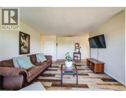 283 FAIRWAY Road N UnitNo. 302 - 18