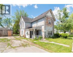 220 ALDER Street W - 2