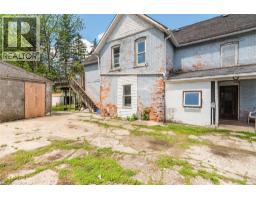 220 ALDER Street W - 3