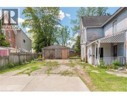 220 ALDER Street W - 4