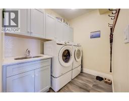 121 OAK PARK Drive - 23
