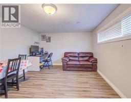 74 GLEN PARK Crescent - 32
