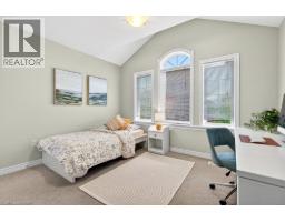 7 SUMMERWIND Drive - 26