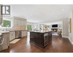 28 DEERVIEW Avenue - 15