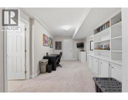 28 DEERVIEW Avenue - 36