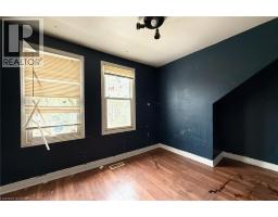 258-260 EMERSON Street - 13